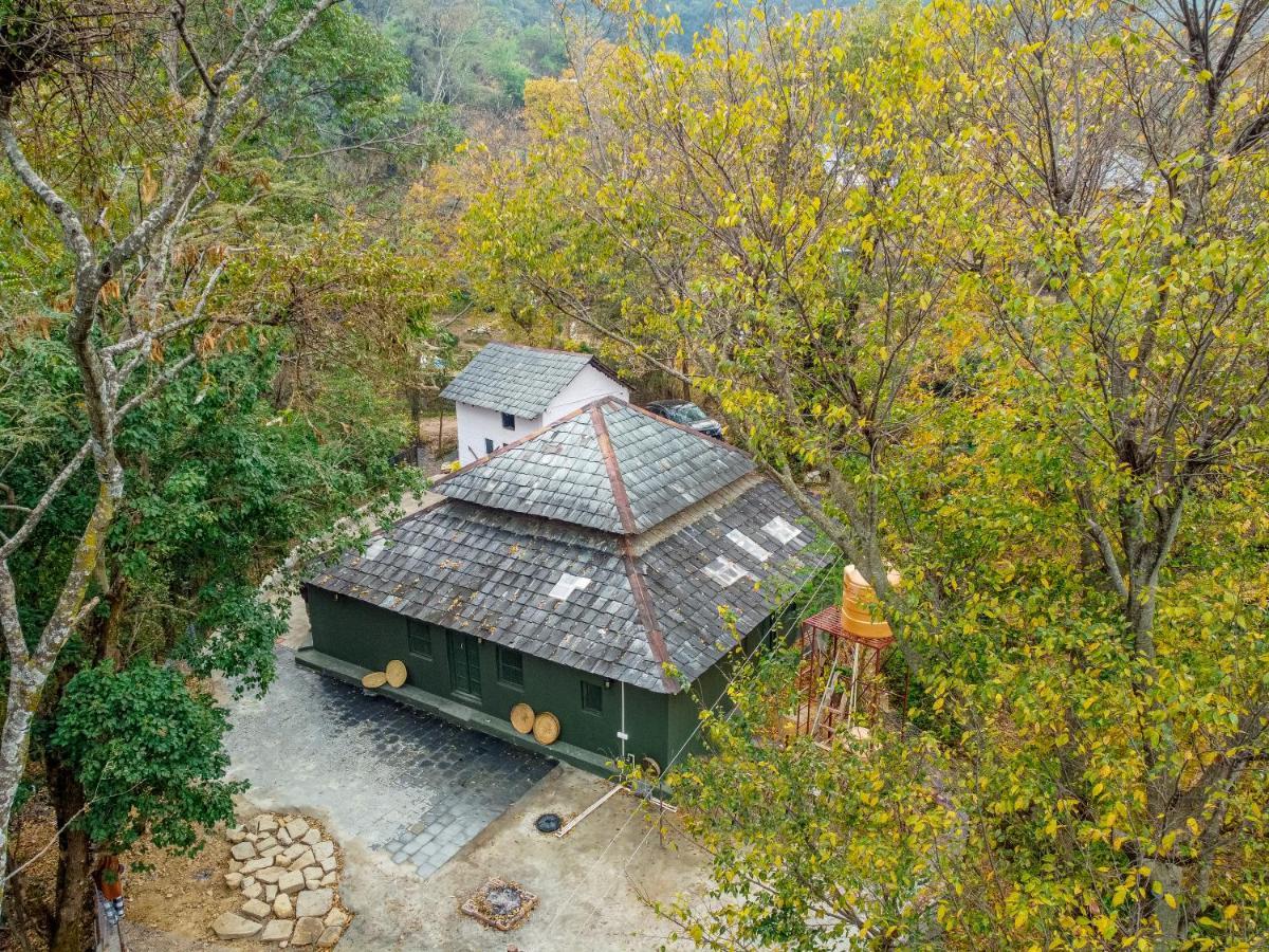 Villa The Olive Hut Bīr Exterior foto